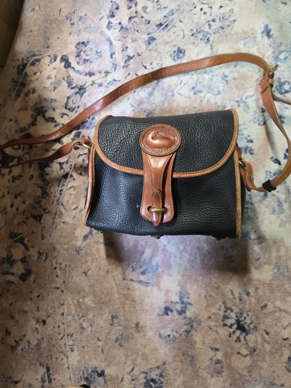 Vintage Dooney & Bourke All Weather Leather Essex Crossbody Bag Navy Blue